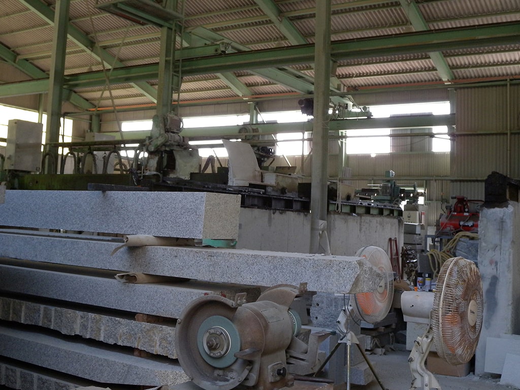 桜みかげ 加工場の様子