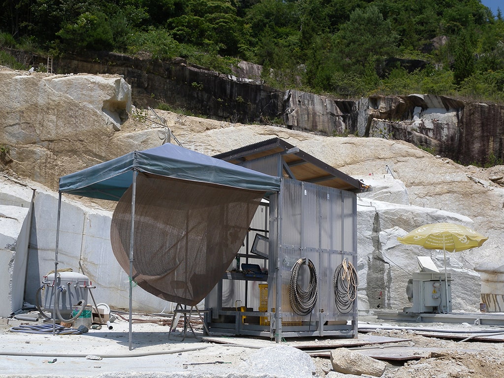 桜みかげ 採石場
